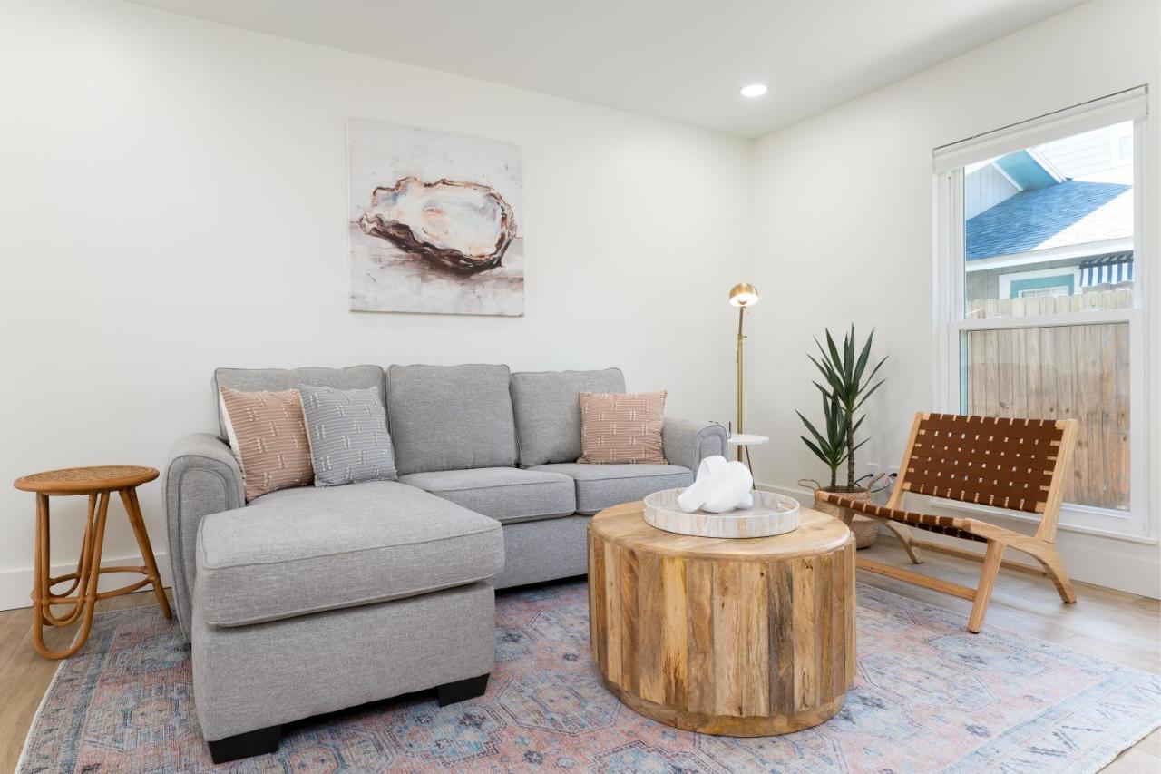 Be A Nomad 2 Bedroom Close To The Beach Джаксънвил Бийч Екстериор снимка
